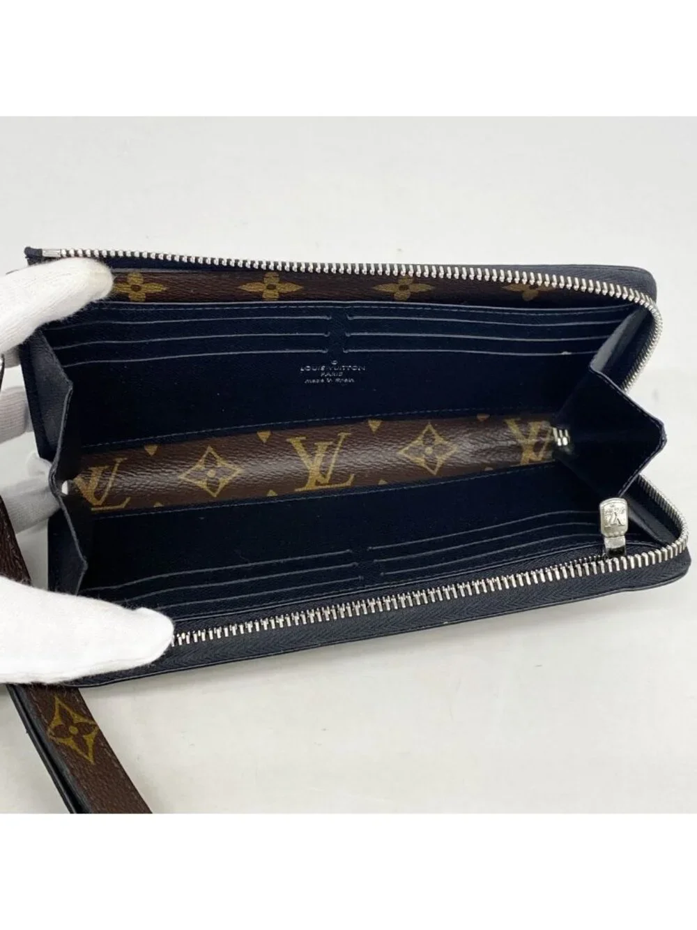 Louis Vuitton Wallet Monogram Macassar Zippy Dragonne Brown Black